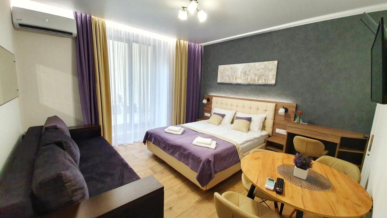 לבוב Demar Apart Violet מראה חיצוני תמונה