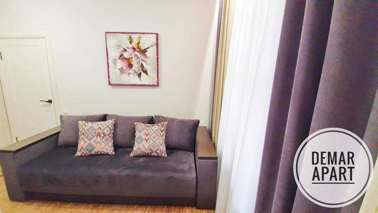 לבוב Demar Apart Violet מראה חיצוני תמונה